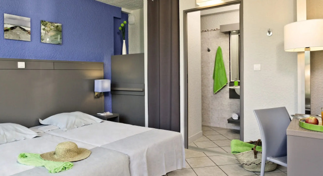 Belambra Clubs Presqu'île de Giens - Riviera Beach Club, Забронировать Курортный отель Йер Var coast