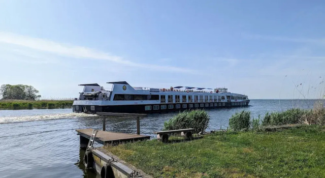 Апартаменты Waterfront Bliss for 2 Guests