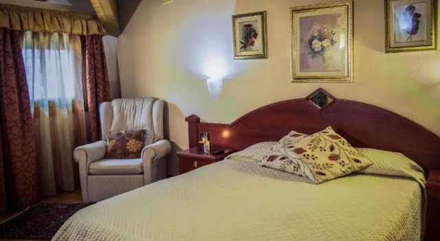 Полулюкс Hotel San Paolo