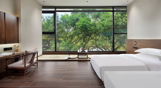 Двухместный номер Standard с видом на реку Riverside Wing Hotel Guilin