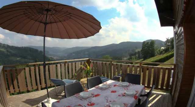 Charmant chalet de montagne avec terrasse et vue imprenable - FR-1-589-72, Забронировать Шале Коттеджи Вогезы, Коттедж