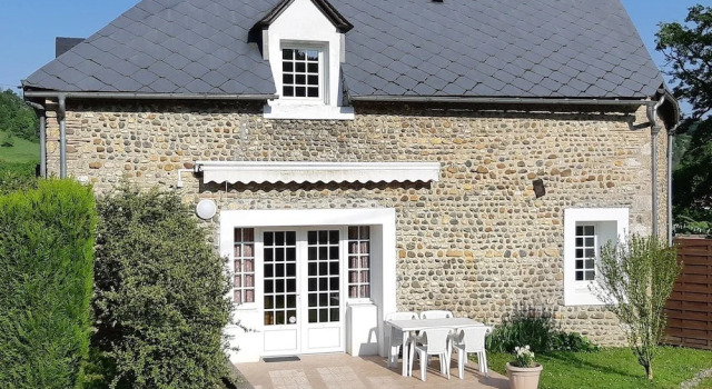 Gite Bernet - Le Cottage, Book Vacation Home Monein Pyrénées-Atlantiques