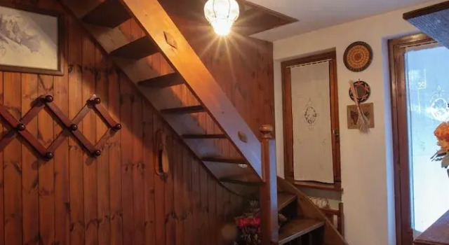 Welcoming 3BR Flat with parking in Verrand