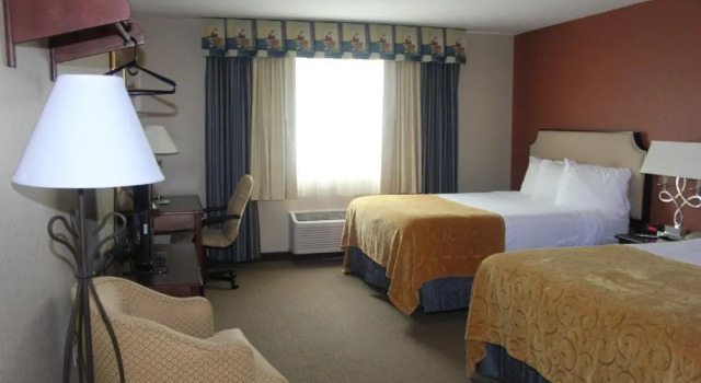 Двухместный номер Deluxe Green Acres Hotel