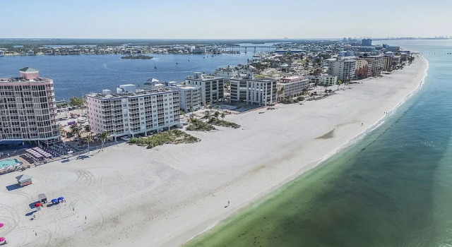 Номер Standard Beach Villas # 106 - Bogo24 2 Bedroom Condo by RedAwning