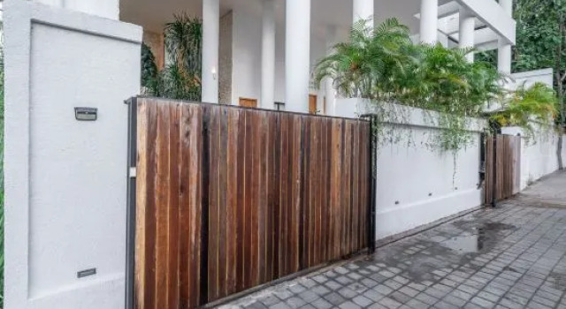 Friendly villa - Luxury 4BR Villa with Rooftop Pool & Ocean view