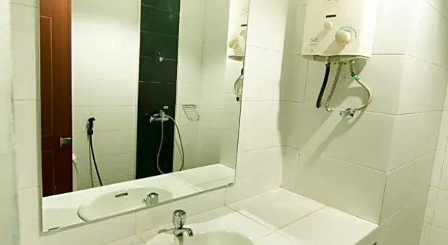 Habitación triple De lujo Grace Setia Hotel