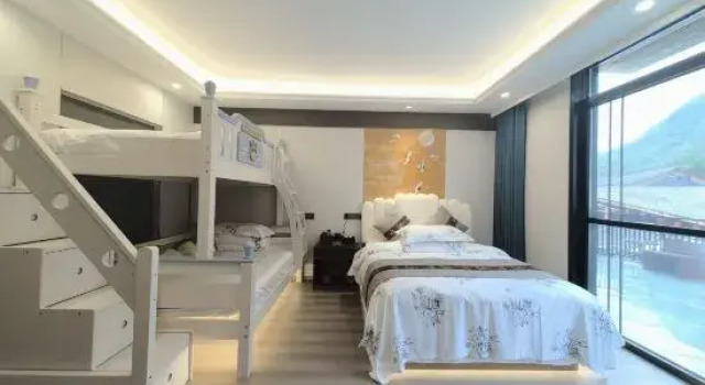 Люкс Jiuhu Lanqi Homestay (Shennongjia Dajiuhu) Pingqian Ancient Town Branch in the Scenic Area