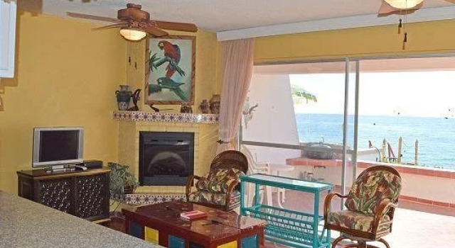Las Olas Beachfront Townhome 603 by RedAwning, Book Hotel Puerto Penasco Sonora