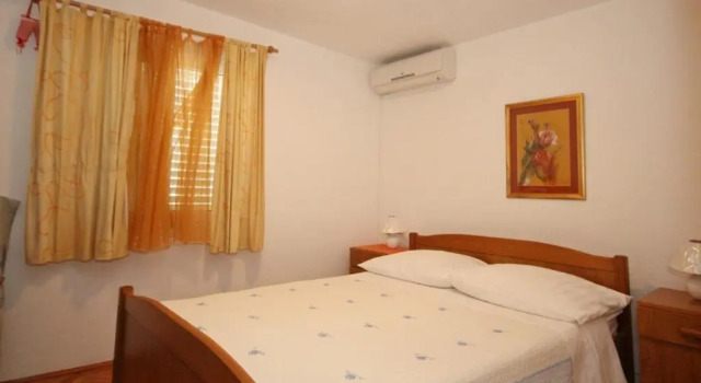 Apartments Juraj, Rezerwuj Apartament Hotele w Split-Dalmatia County z parkingiem, Parking