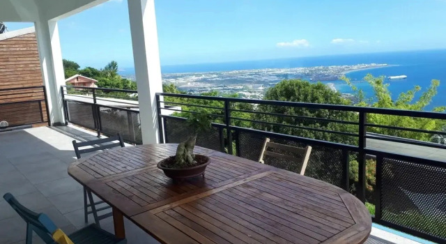 Villa with 5 Bedrooms in la Possession, with Private Pool, Enclosed Garden And Wifi - 5 Km From the Beach, Prenota Villa Ville a Saint-Denis, Villa