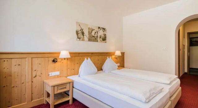 Двухместный номер Standard с балконом Hotel Waldheim