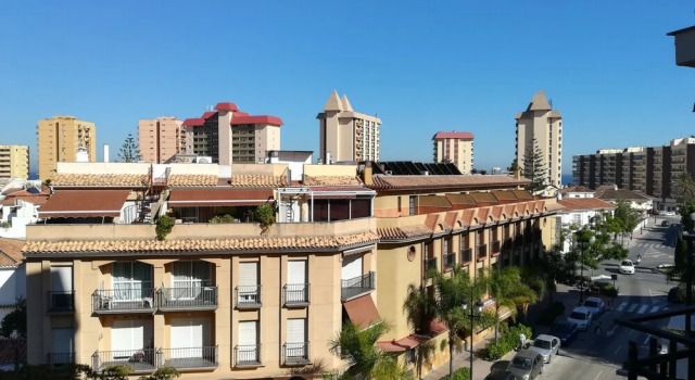 Fuengirola Sun by 10ToSea, Забронировать Апартаменты/квартира Апартаменты Фуэнхирола, рядом с Salon Varietes Theatre, Апартаменты/квартира