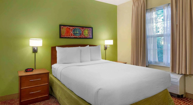 TownePlace Suites Atlanta Northlake, Book Lejlighedshotel Hoteller i Clarkston med pool, Swimmingpool