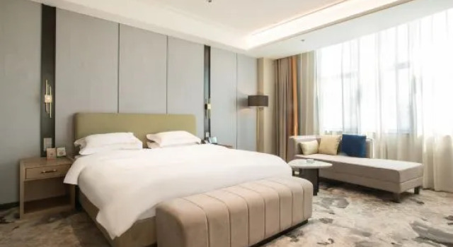 Люкс Deluxe Karamay Jinghui Grand Hotel (Juran Home University Town Branch)