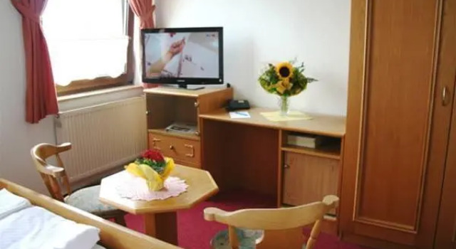 Berghotel Steiger - Erzgebirge, Buchen Sie Hotel Schneeberg Sachsen