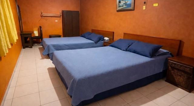 Четырёхместный номер Comfort Hotel PREMIER