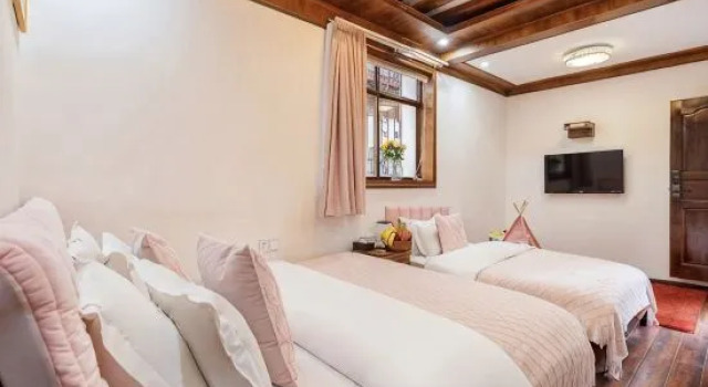 Семейный номер Standard Yongxia Naxi Boutique Inn