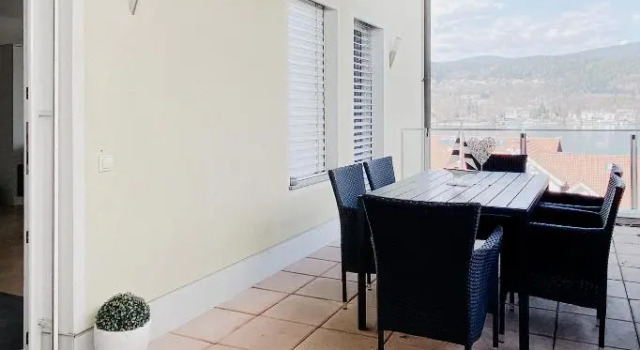 Апартаменты с видом на озеро Lake View Apartment Seecorso