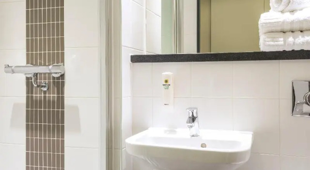 Двухместный номер Cosy Point A Hotel London Canary Wharf
