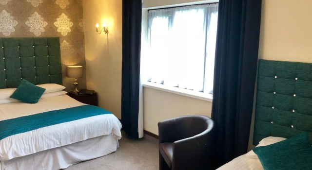 Четырёхместный семейный номер Standard Best Western Compass Inn