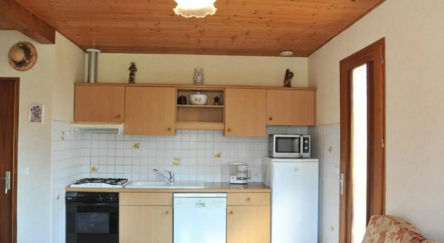 Gîte familial avec jardin privé et barbecue près de La Barre-de-Monts - FR-1-426-104, Забронировать Отель Отели Ла-Бар-де-Мон с парковкой, Парковка