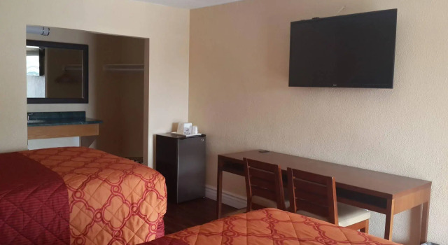 American Regency Inn