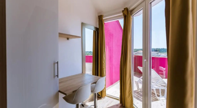 Люкс Hostel Zrce - Adults Only