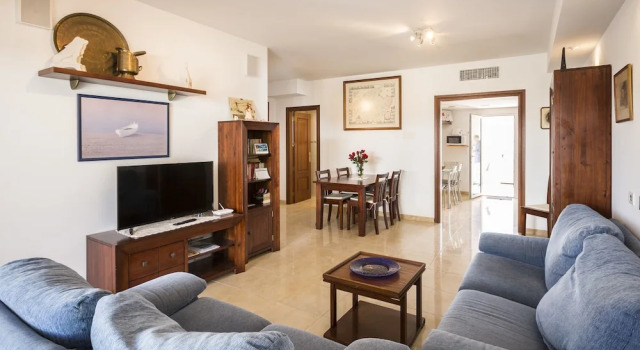 G Rentals Villa Anfos, Rezerwuj Willa Hotele w Majorka z parkingiem, Parking
