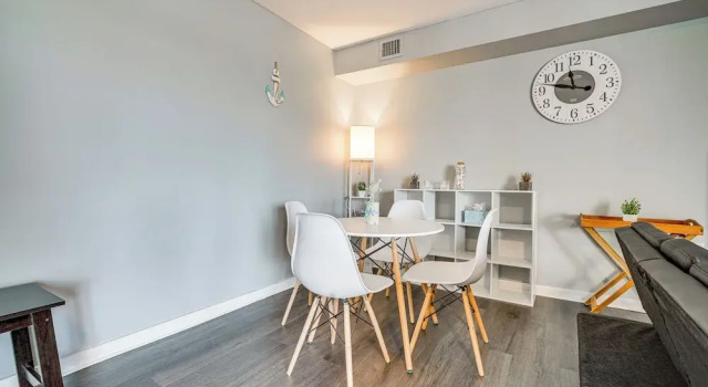 Walk to Casino: Condo w/ Balcony in Atlantic City!, Забронировать Апартаменты/квартира Апартаменты Атлантик-Сити, рядом с Казино Ocean Resort, Апартаменты/квартира