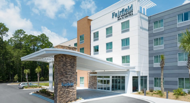 Fairfield by Marriott Inn & Suites Hardeeville I-95 North, Забронировать Отель Хардивилл Lowcountry, рядом с Hilton Head Island Welcome Center