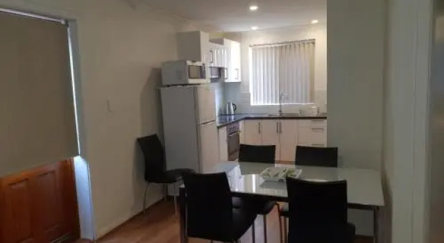 Mt.Lawley Superb 2 BR location Comfort, style 1, Réserver Appartement Quartier central des affaires de Perth Perth, près de Gare de Maylands