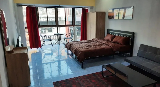 RD Hostel & Restaurant