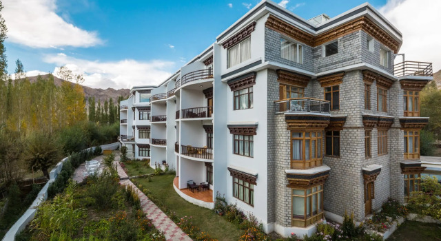 Hotel Reenam, Забронировать Отель Отели Джамму и Кашмира с завтраком, Завтраки