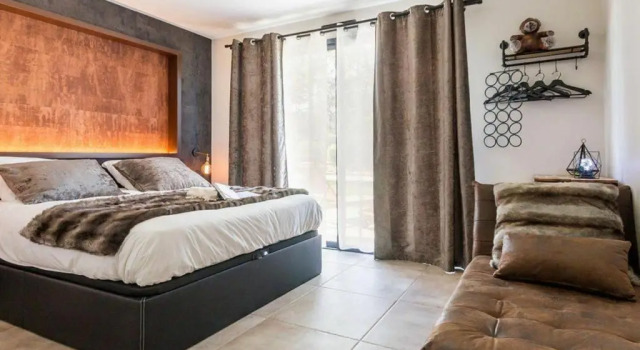 Villa Contemporaine avec Spa, Sauna, Piscine et Île Privative près de Nantes - FR-1-306-866, Забронировать Отель Линь Loire-Atlantique