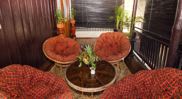 Семейный номер Deluxe с балконом The Unique Angkor Villa
