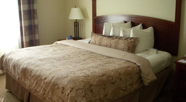 Staybridge Suites Cranbury by IHG