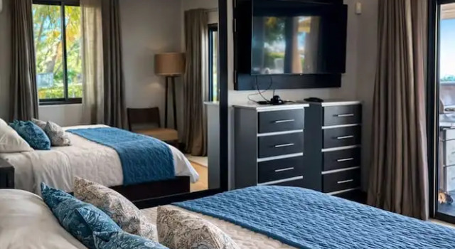 Вилла Luxury Black Reef Apartments