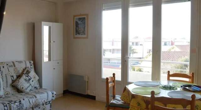 Appartement Saint-Cyprien, 1 pièce, 4 personnes - FR-1-225D-84