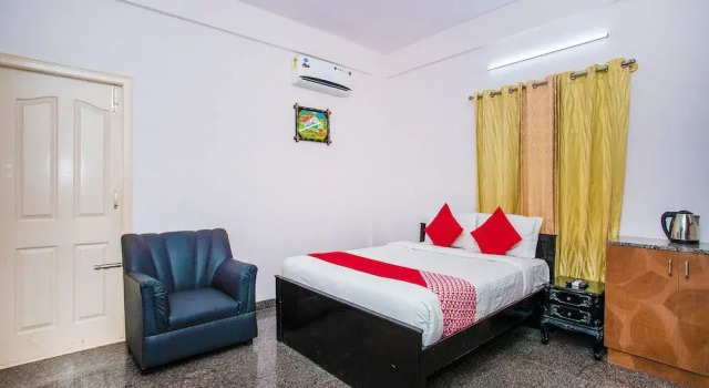 OYO 17160 Rain Tree Comforts, Rezervovat Hotel Bangalore Bangalore