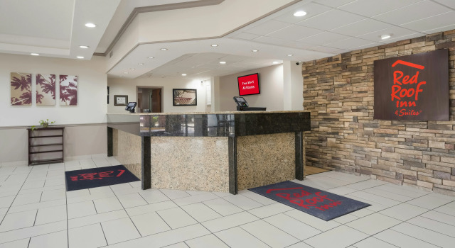 Red Roof Inn & Suites Jacksonville, NC, Varaa Hotelli Jacksonville Pohjois-Carolina