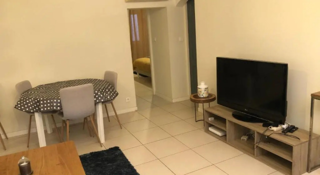 Quartier historique Plein coeur d Ajaccio proche de toutes commodités plage à 150m Grand F2 4 couchages 56 M2, Varaa Hotelli Ajaccio 