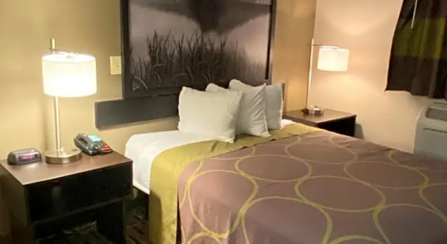 Номер Deluxe Super 8 by Wyndham Lynchburg VA