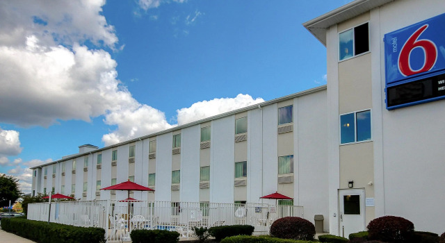 Motel 6 King Of Prussia PA, Забронировать Мотель Кинг-оф-Праша Philadelphia Metropolitan Area, рядом с King of Prussia Mall
