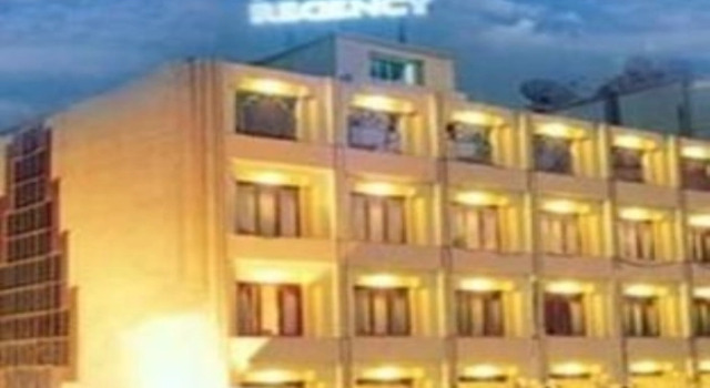 Hotel Pearl Regency, Rezerwuj Hotel Lakdi Ka Pul 