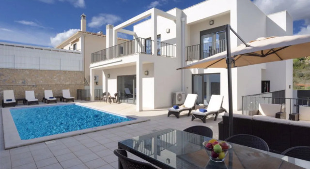 Villa Mathilda by Interhome, Rezerwuj Willa Hotele w Algarve z parkingiem, Parking
