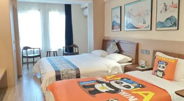 Люкс Yunjin Hotel (Lanzhou Zhongchuan Airport Kyoto Star Branch)