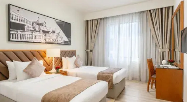 Люкс Grand с 3 комнатами с балконом Golden Sands Suites