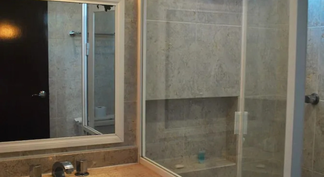Номер Standard с 2 комнатами рядом с пляжем Tan Ik Beachfront Condos