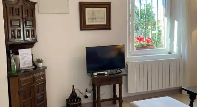 PLENO CENTRO COMILLLAS-3 Hab, 2 Baños, Забронировать Отель Отели Комильяс с парковкой, рядом с Кладбище в Комильясе, Парковка
